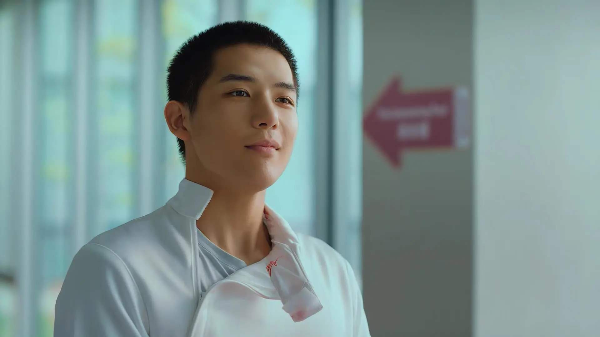 开云体育官网app-“华金·托比利亚的高效防守与团队协作，为美洲狮队赢得宝贵胜利”